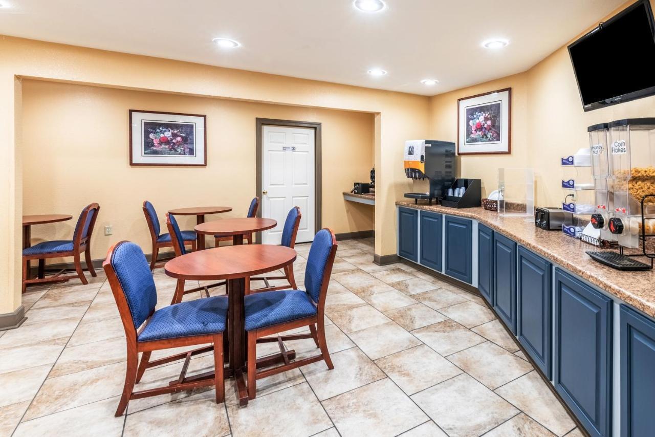 Americas Best Value Inn Серси Экстерьер фото